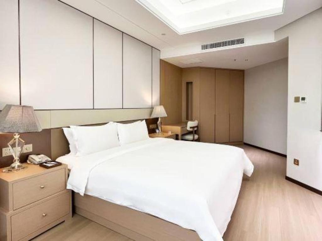 Howard Johnson By Wyndham Sunshine Plaza Ningbo Exterior foto