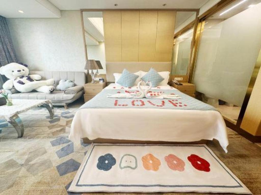 Howard Johnson By Wyndham Sunshine Plaza Ningbo Exterior foto