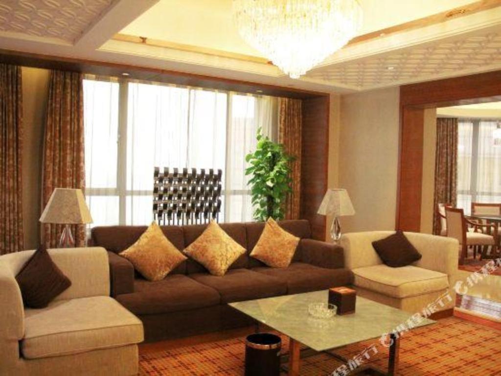 Howard Johnson By Wyndham Sunshine Plaza Ningbo Exterior foto